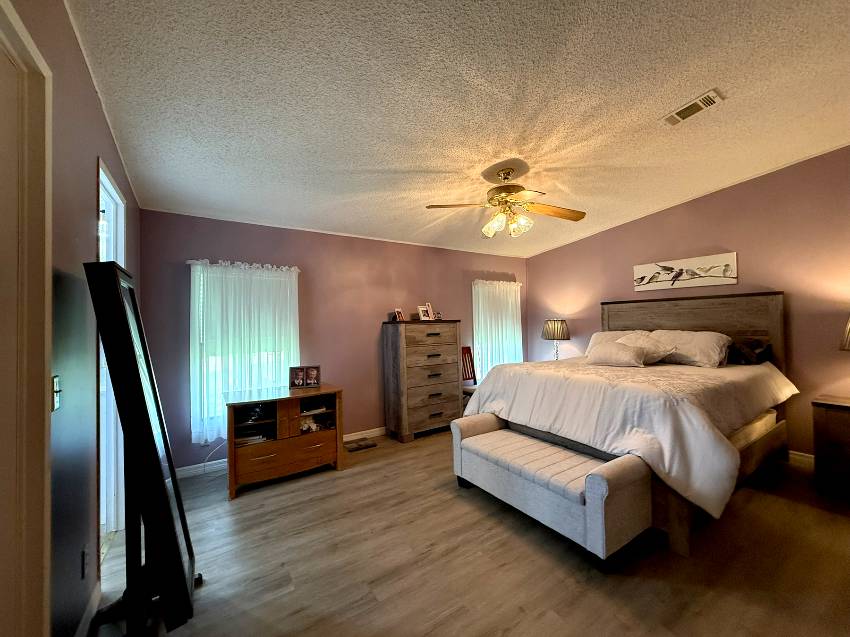 8104 Lake View Dr S a Ellenton, FL Mobile or Manufactured Home for Sale